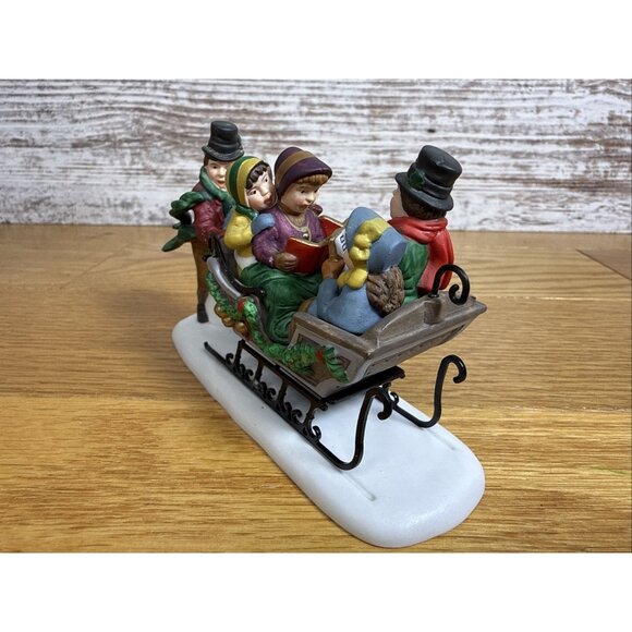 Dept 56 Caroling with Cratchit Family 58396 Heritage Village  Christmas Carol - Picture 4 of 13